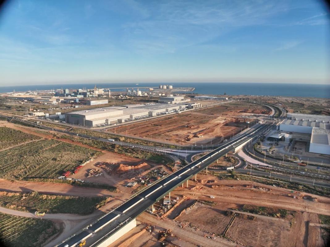 Terreno en venta en Puerto de Sagunto, Valencia photo 3