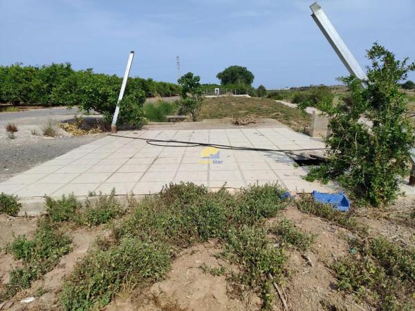 Terreno en Antigua Moreria photo 1