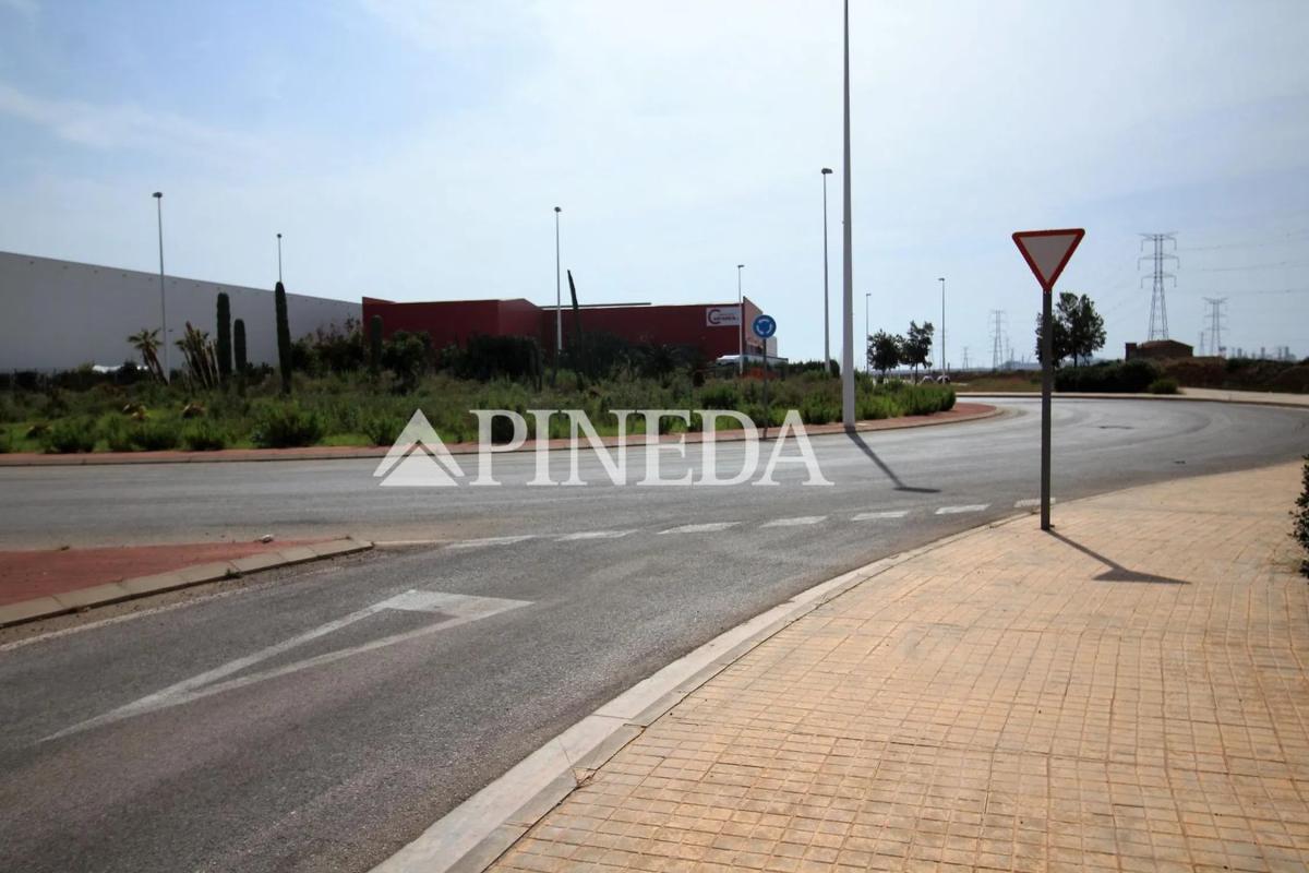 Terreno en venta en Puerto de Sagunto, Valencia photo 4