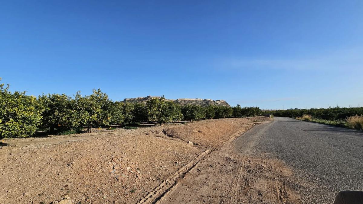 Terreno en venta en Sagunto/Sagunt, Valencia photo 1