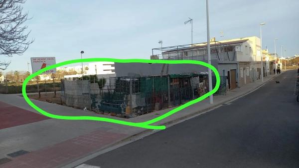Terreno en calle Periodista Azzati, 36 thumbnail 1