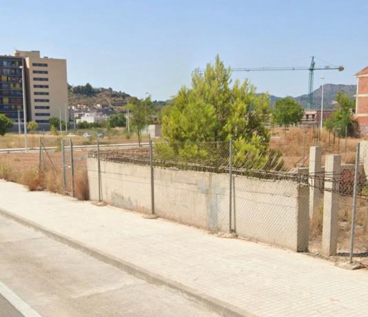 Terreno en avenida Agermanats s/n Sn thumbnail 1
