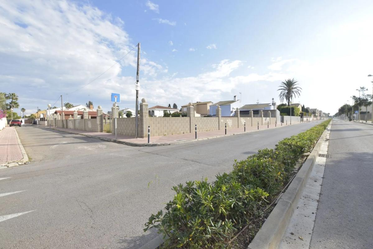 Terreno en venta en Sagunto/Sagunt, Valencia photo 4
