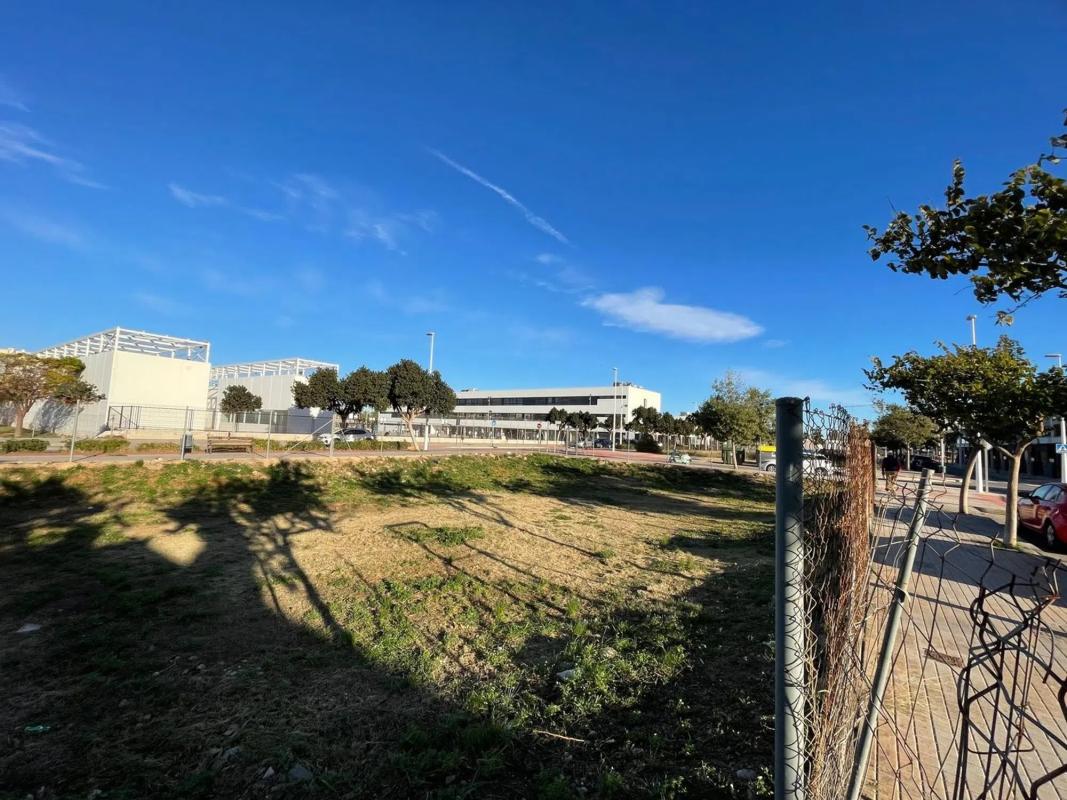 Terreno en venta en Puerto de Sagunto, Valencia photo 3