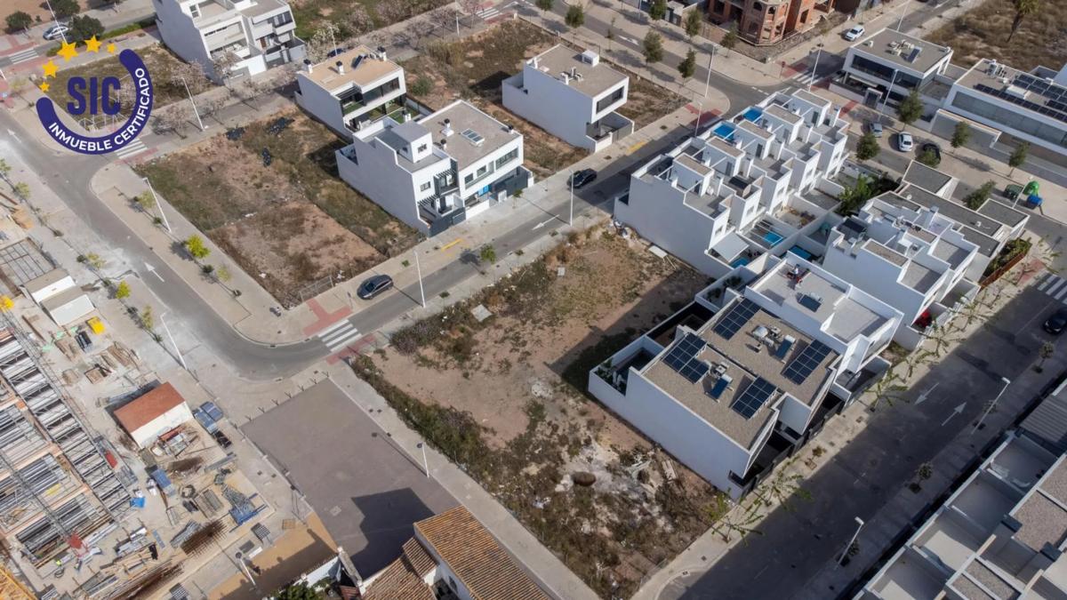 Terreno en venta en Puerto de Sagunto, Valencia photo 3