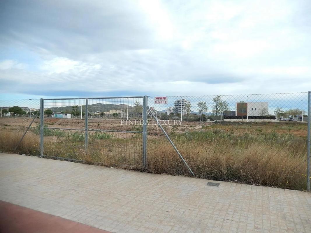Terreno en venta en Puerto de Sagunto, Valencia photo 2