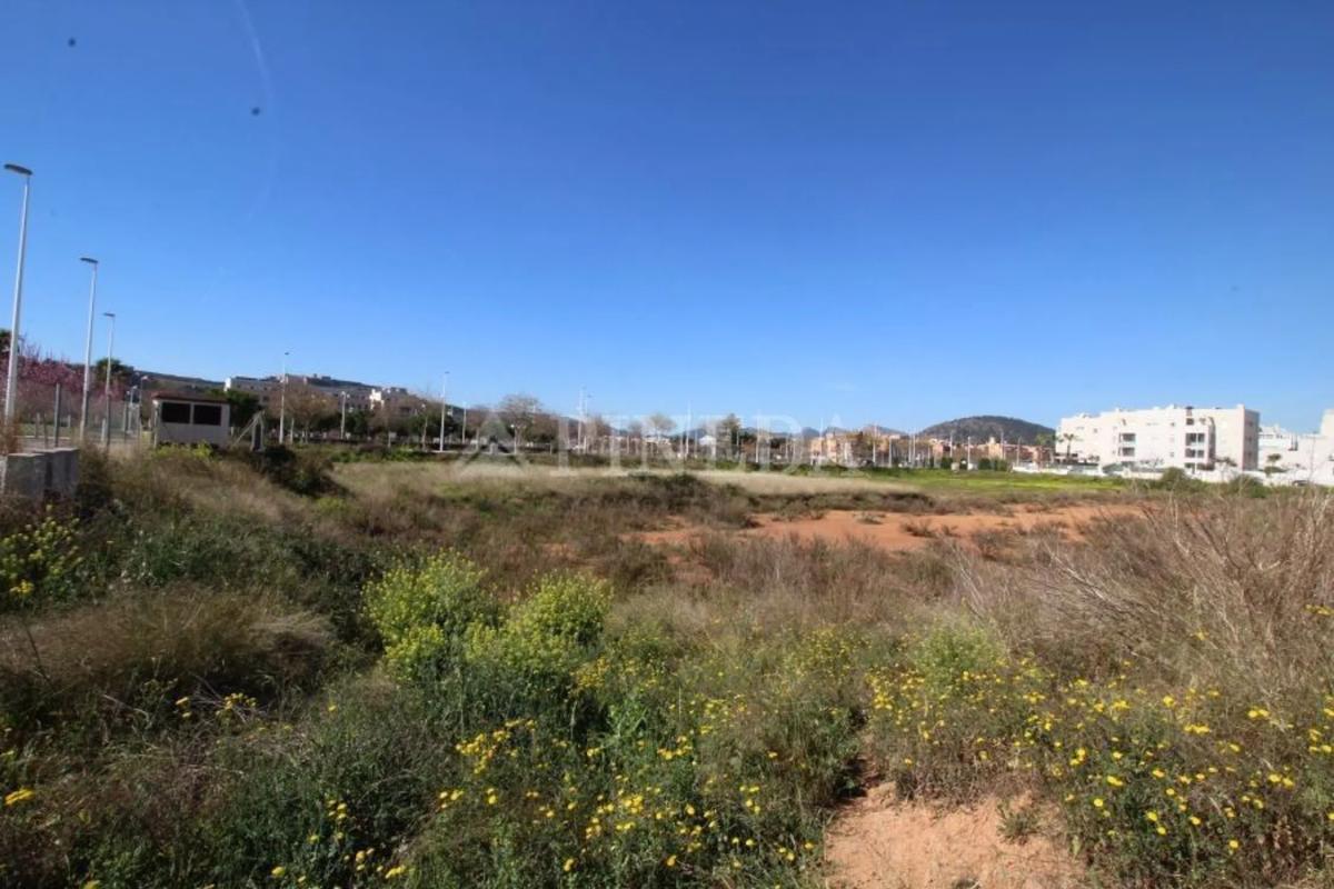 Terreno en venta en Puerto de Sagunto, Valencia photo 1