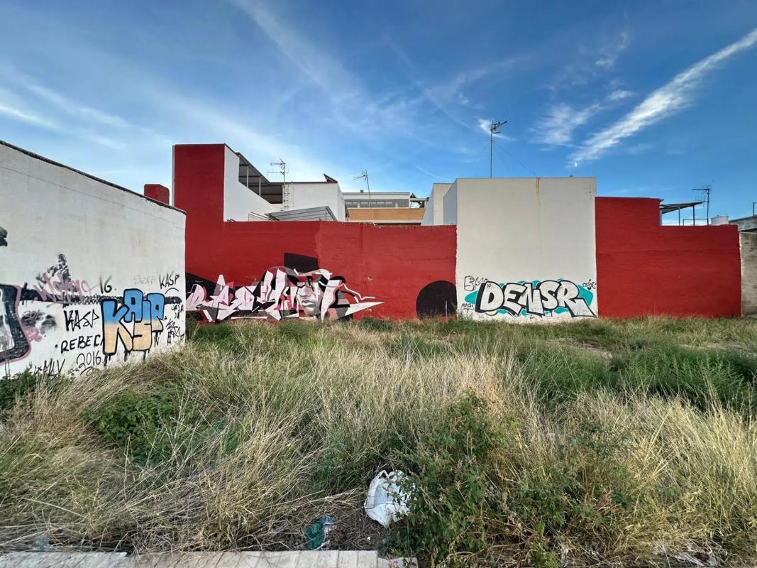 Terreno en venta en Puerto de Sagunto, Valencia photo 1