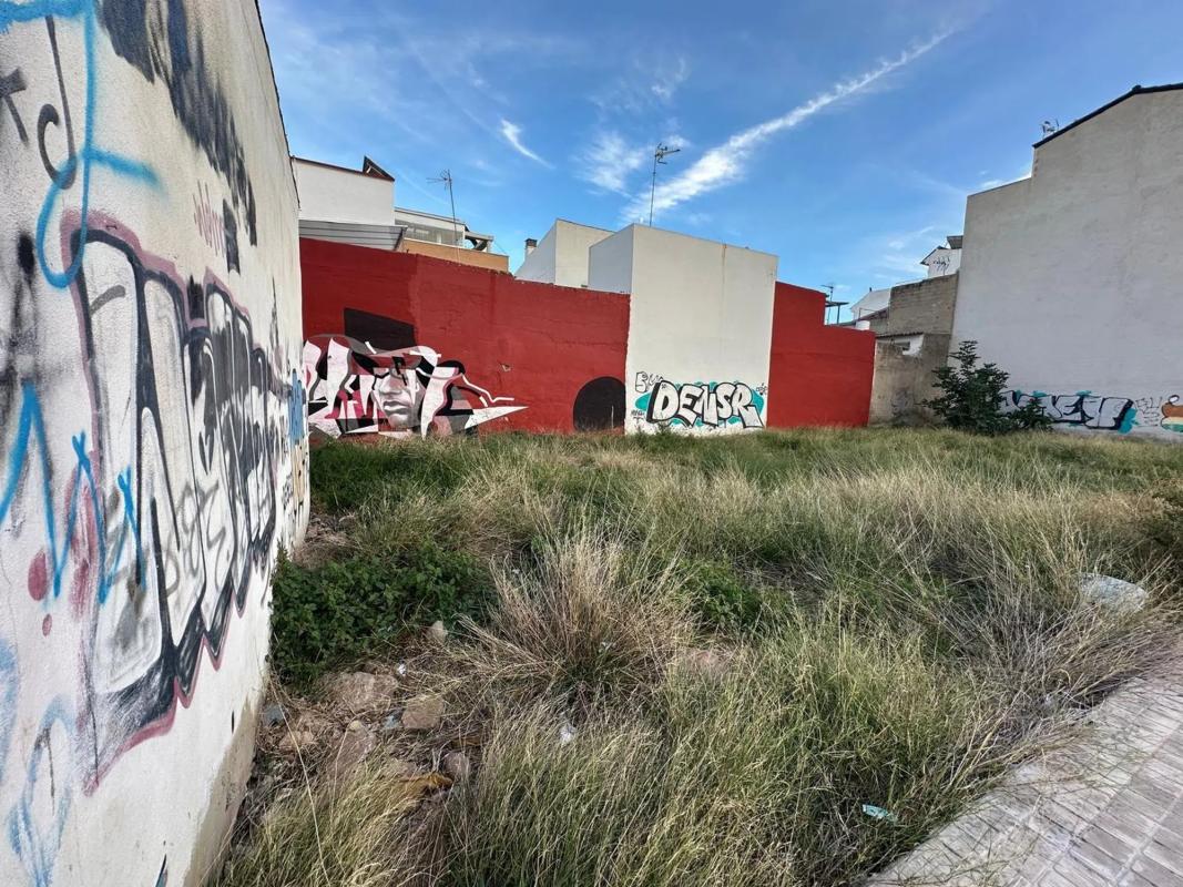 Terreno en venta en Puerto de Sagunto, Valencia photo 2