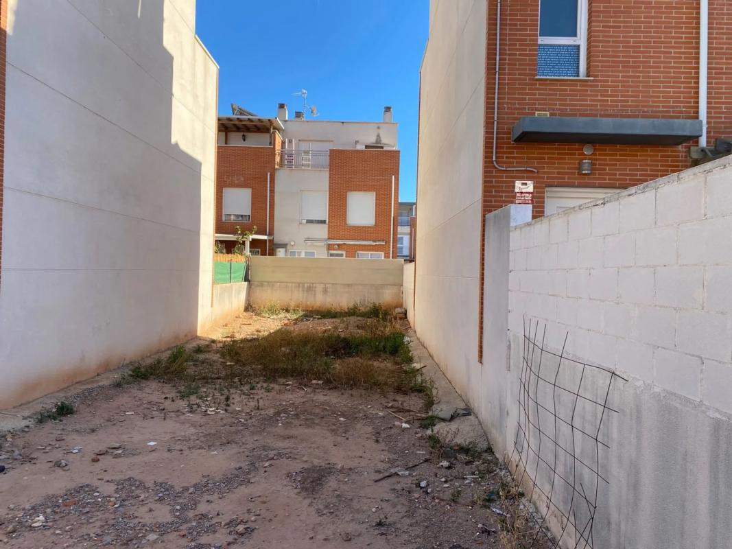 Terreno en venta en Puerto de Sagunto, Valencia photo 4