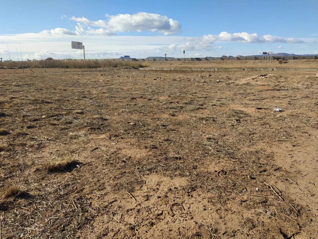 Terreno en venta en Sagunto/Sagunt, Valencia photo 5
