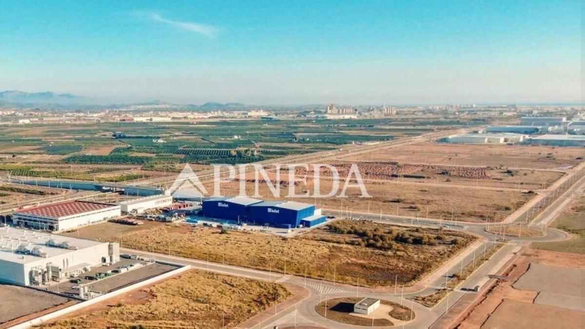 Terreno en venta en Puerto de Sagunto, Valencia photo 3