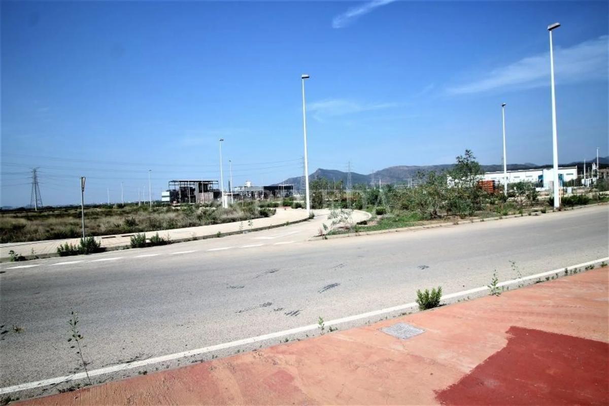 Terreno en venta en Puerto de Sagunto, Valencia photo 5
