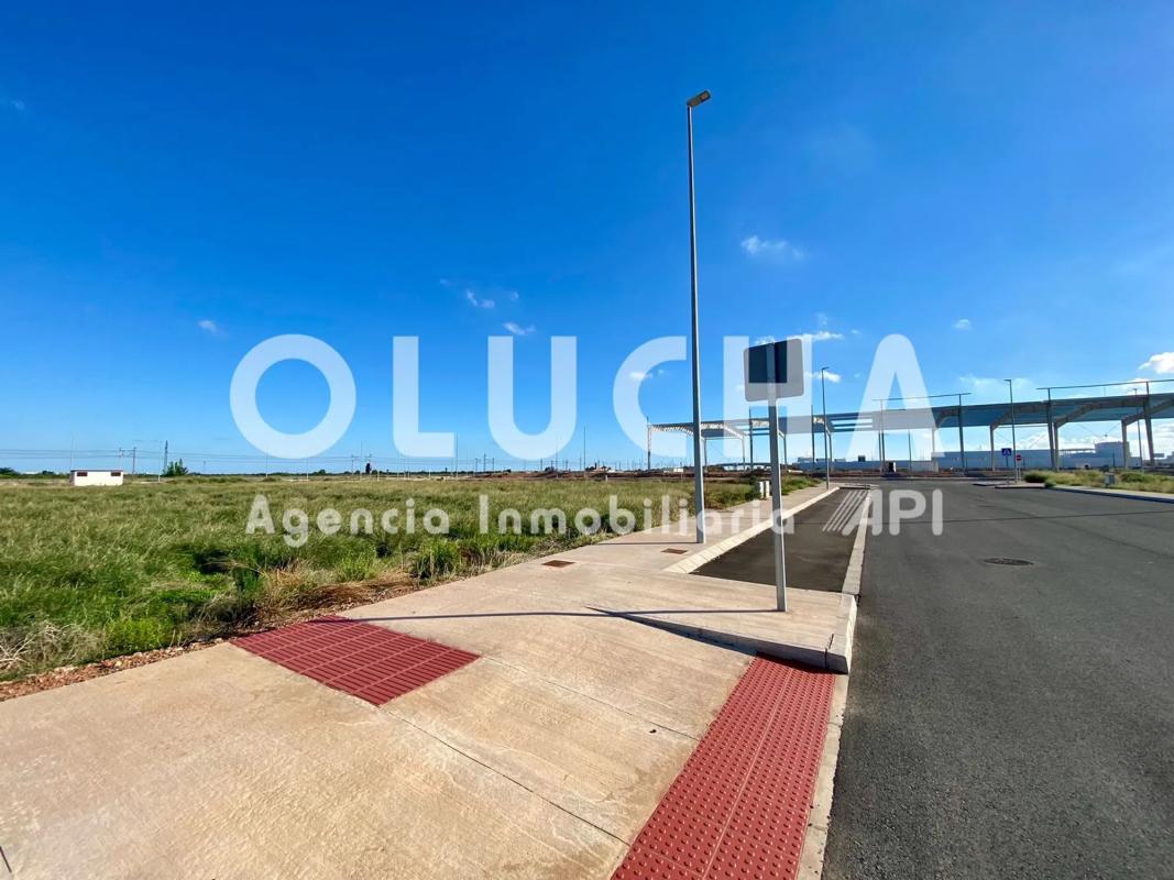 Terreno en venta en Puerto de Sagunto, Valencia photo 2