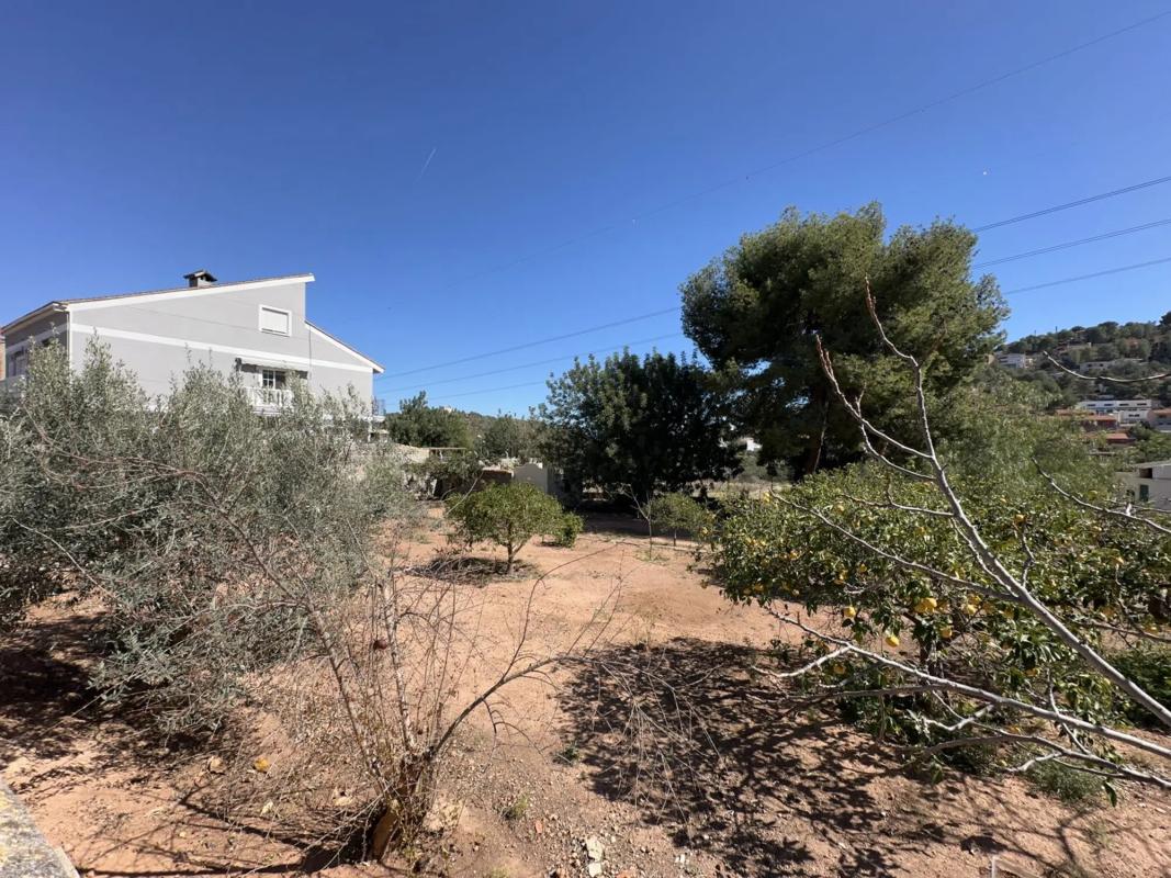 Terreno en venta en Gilet, Valencia photo 3