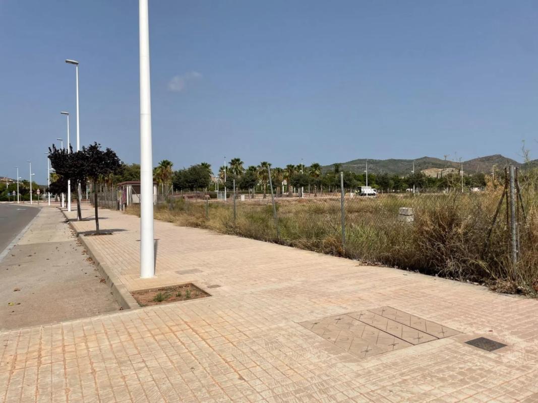 Terreno en venta en Puerto de Sagunto, Valencia photo 1