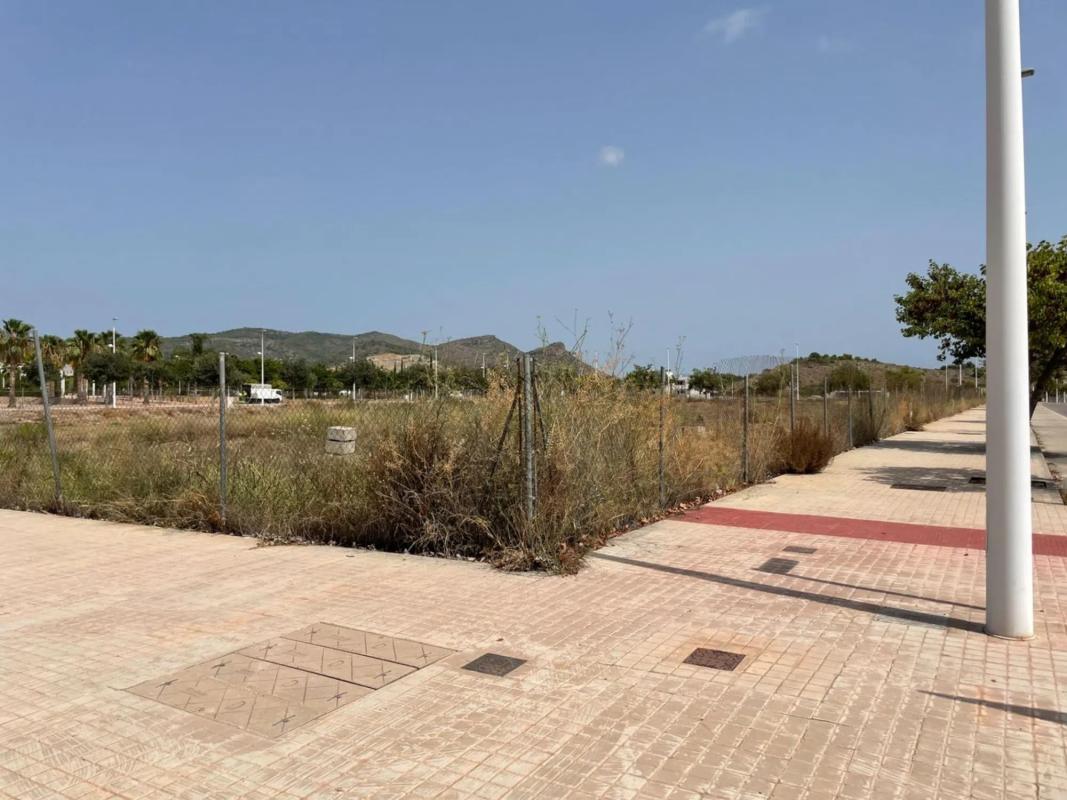 Terreno en venta en Puerto de Sagunto, Valencia photo 3