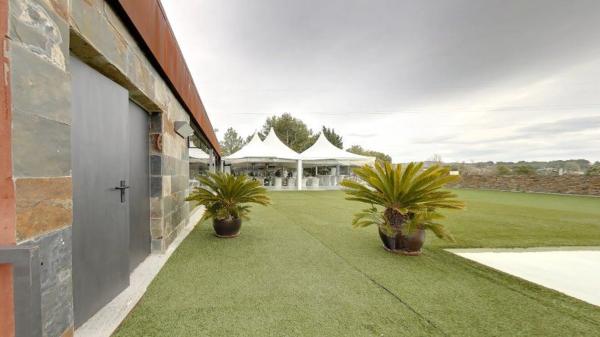 Terreno en calle Sant Vicent Prolongaci photo 2