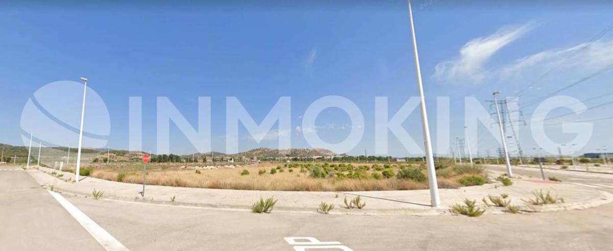 Terreno en venta en Puerto de Sagunto, Valencia photo 2