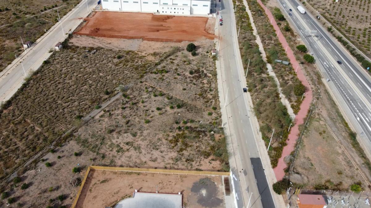 Terreno en venta en Puerto de Sagunto, Valencia photo 2