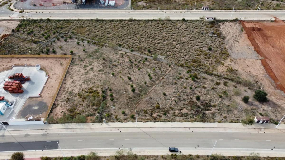 Terreno en venta en Puerto de Sagunto, Valencia photo 3