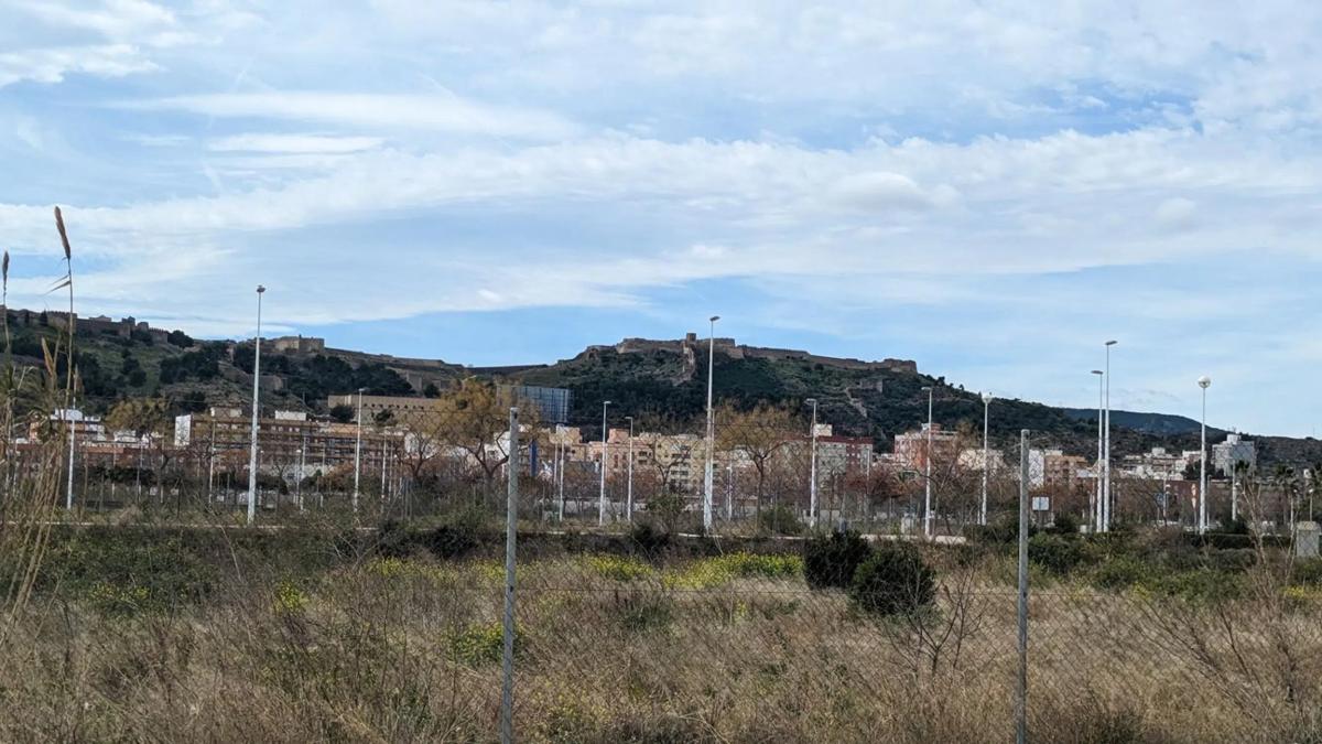 Terreno en venta en Sagunto/Sagunt, Valencia photo 2