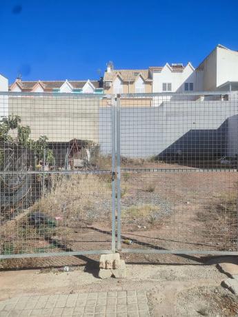 Terreno en calle Alejandro García Bustr, 21 thumbnail 2