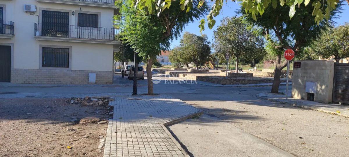 Terreno en venta en Algimia de Alfara, Valencia photo 2