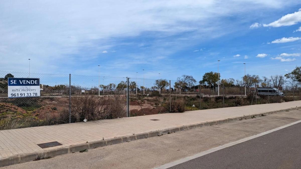 Terreno en venta en Sagunto/Sagunt, Valencia photo 3