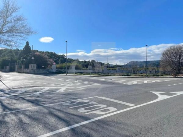 Terreno en calle Clot del Moro photo 1