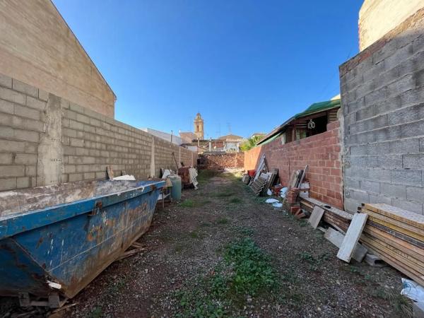 Terreno en calle Oroval, 11 thumbnail 1