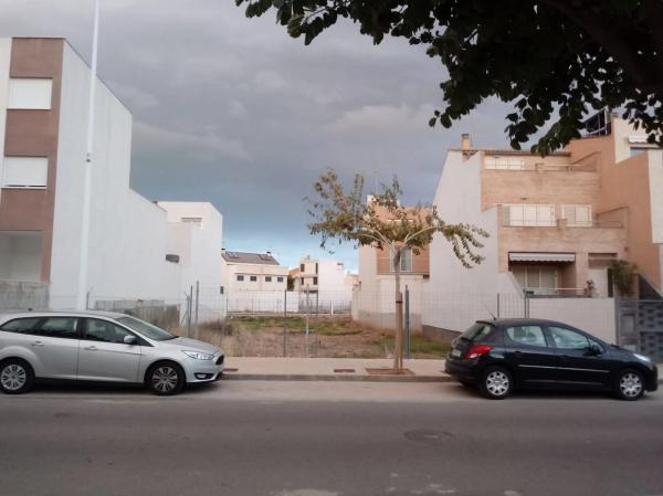 Terreno en calle Pla del Corretger s/n photo