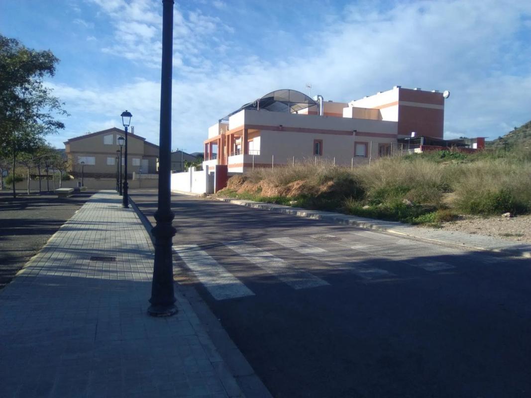 Terreno en venta en Algimia de Alfara, Valencia photo 1