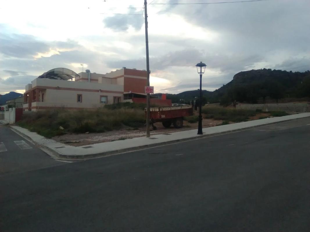 Terreno en venta en Algimia de Alfara, Valencia photo 3
