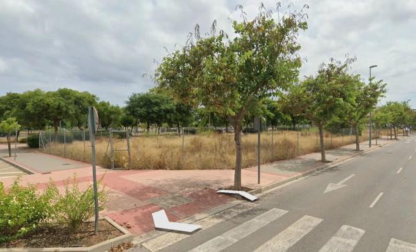 Terreno en calle Vicent Andrés Estellés photo 1