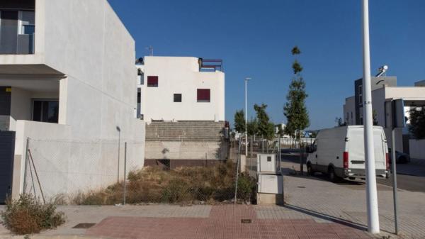 Terreno en calle Giacomo Puccini photo 1