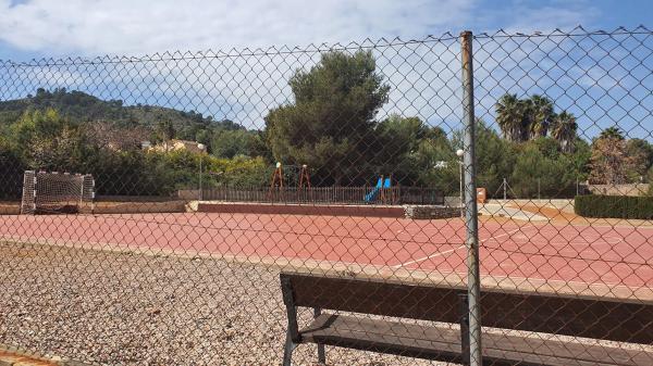 Terreno en calle Circular Dos, 34 thumbnail 2