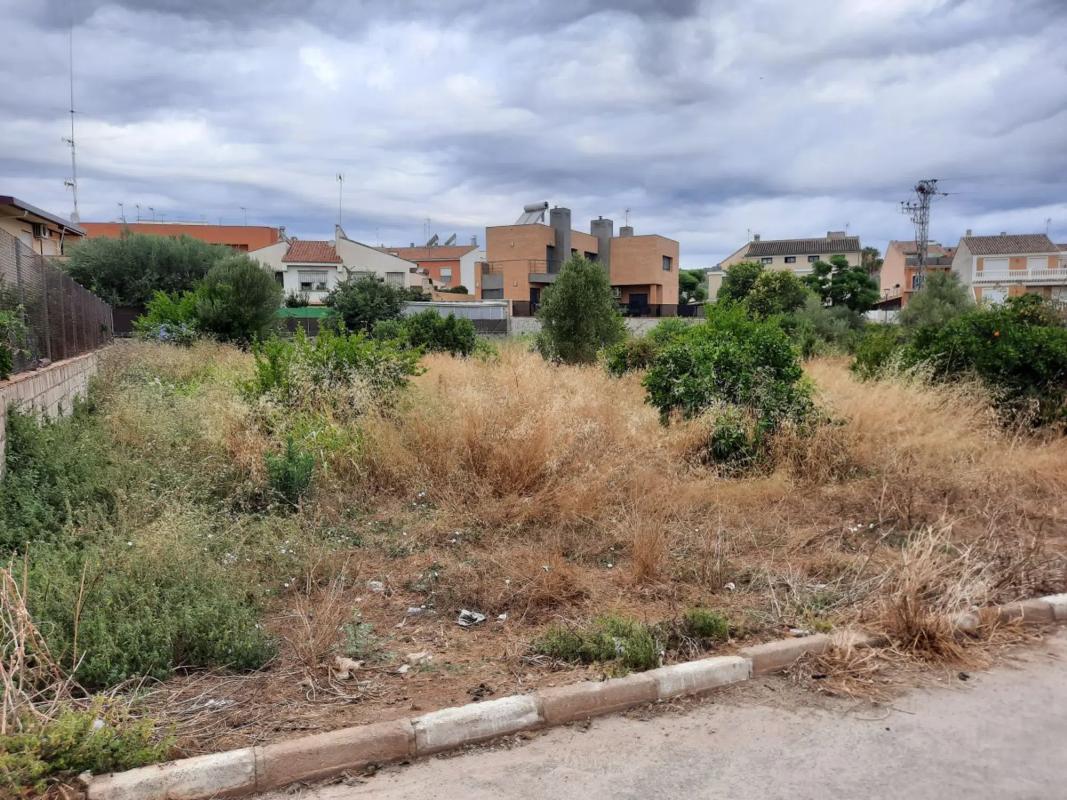Terreno en venta en Estivella, Valencia photo 1