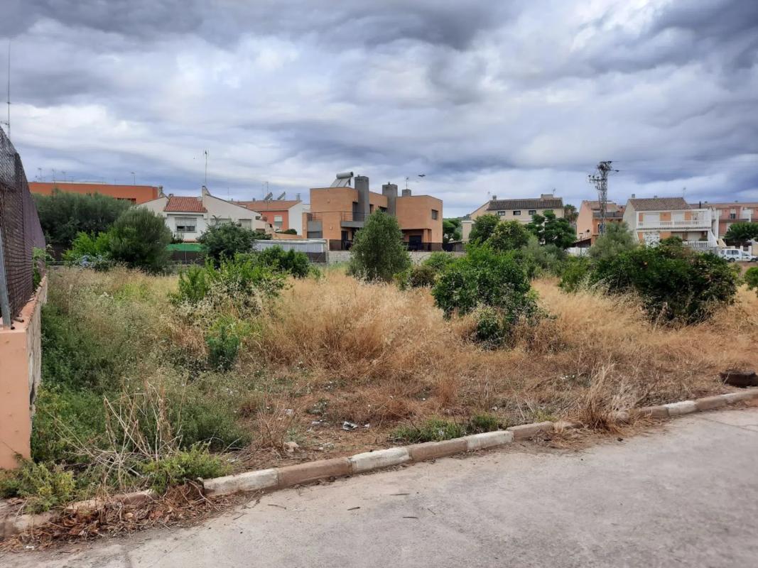 Terreno en venta en Estivella, Valencia photo 2