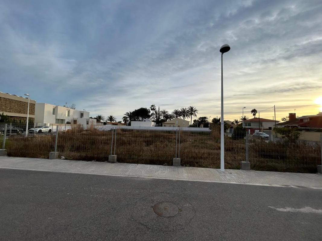Terreno en venta en Sagunto/Sagunt, Valencia photo 2