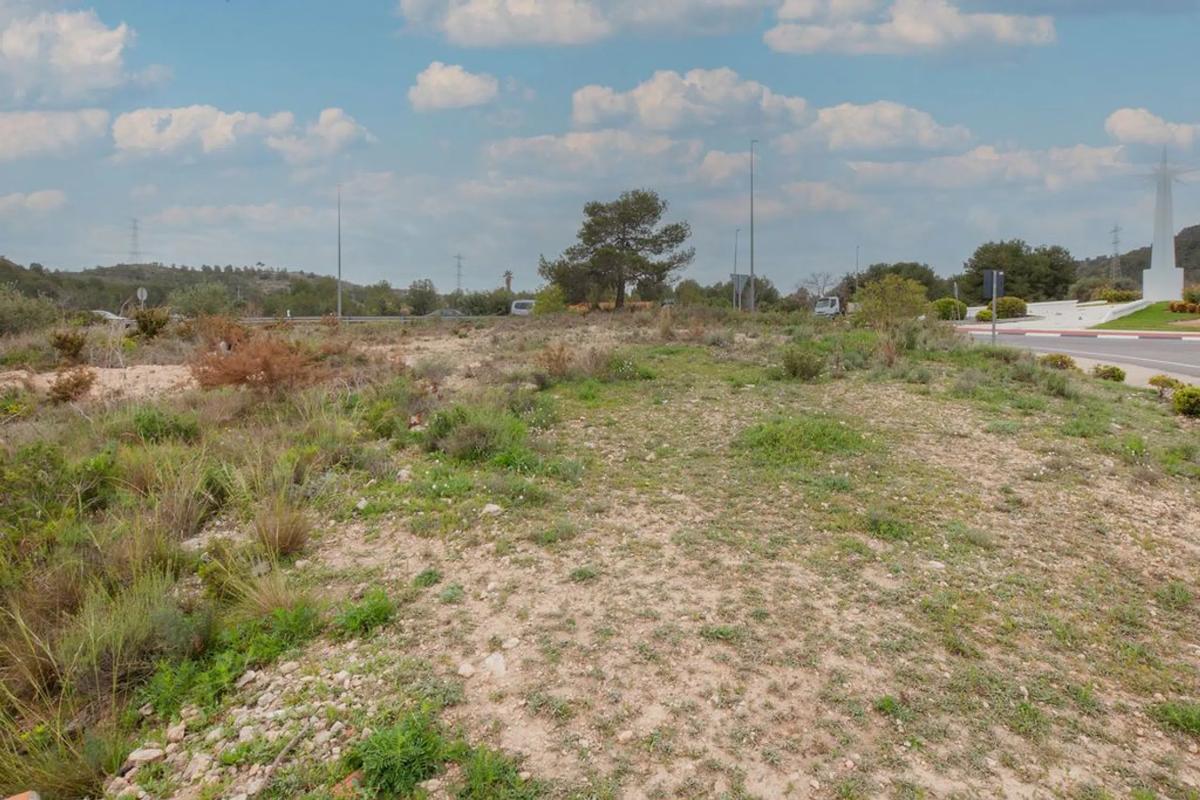 Terreno en venta en Riba-Roja de Túria, Valencia photo 3