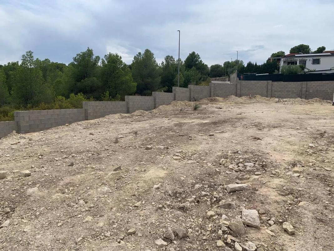 Terreno en venta en Casinos, Valencia photo 3