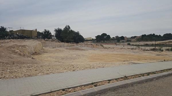 Terreno en calle Reyes Martí photo 4