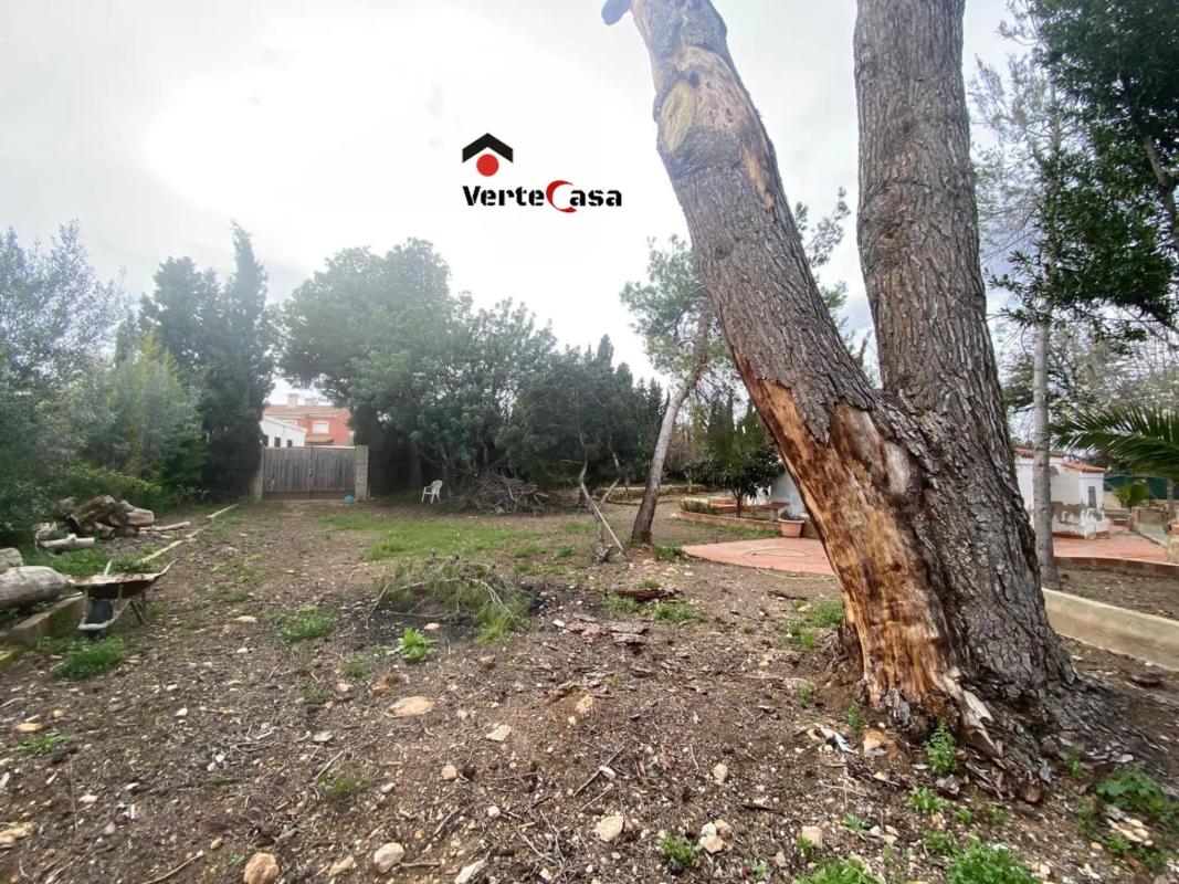 Terreno en venta en La Pobla de Vallbona, Valencia photo 4