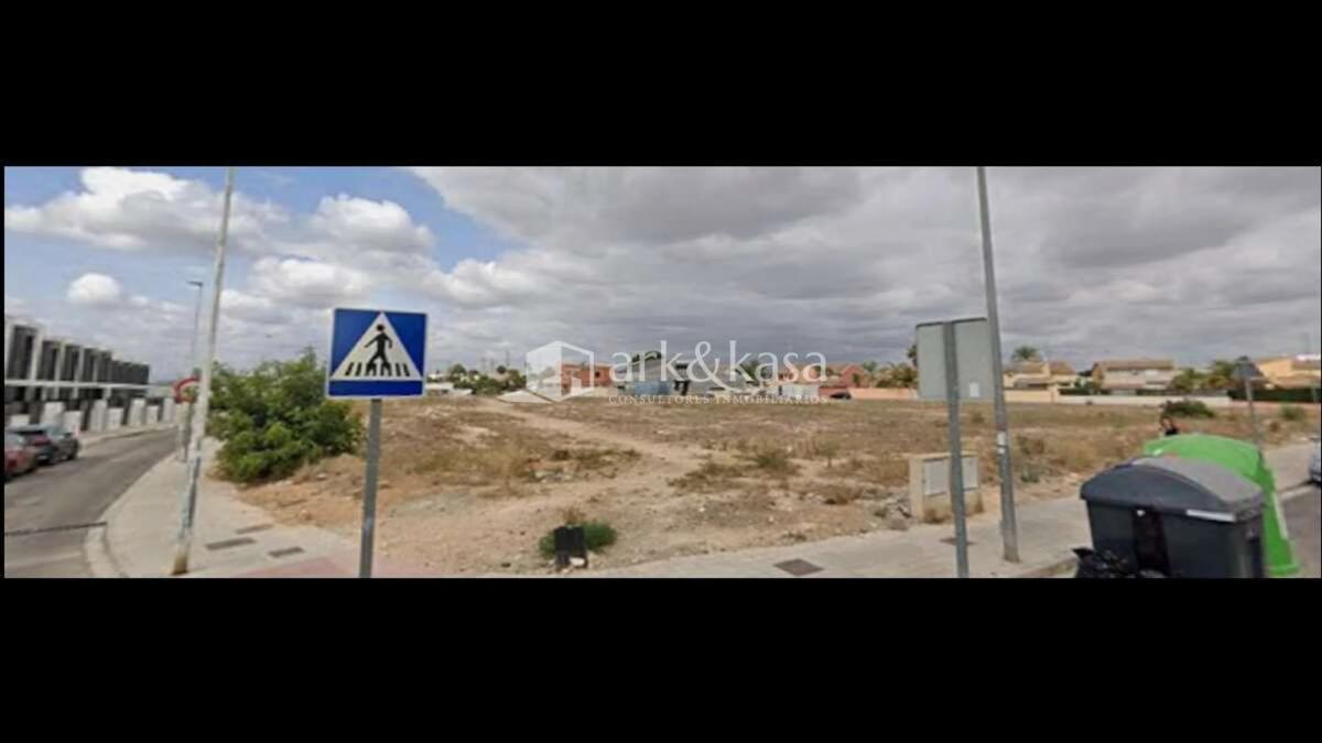 Land for sale in San Antonio de Benagéber, Valencia photo 3