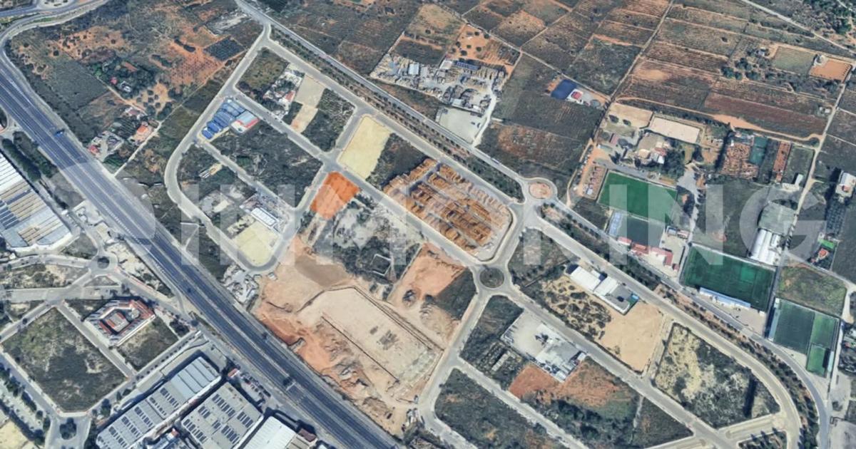 Terreno en venta en San Antonio de Benagéber, Valencia photo 2