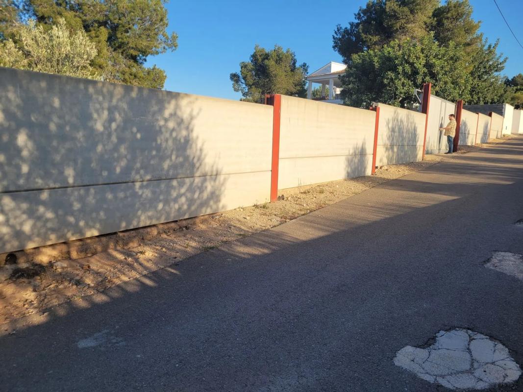 Terreno en venta en Riba-Roja de Túria, Valencia photo 2