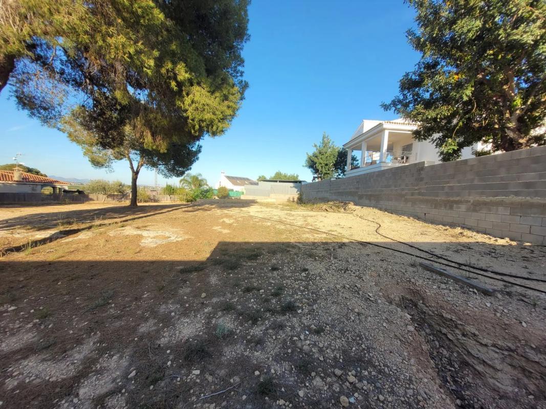 Terreno en venta en Riba-Roja de Túria, Valencia photo 3