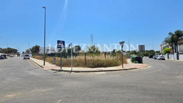 Terreno en San Antonio de Benagéber photo 1