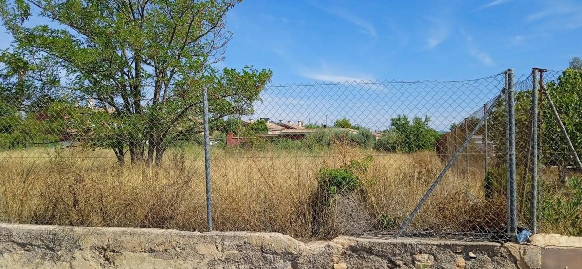 Terreno en venta en La Pobla de Vallbona, Valencia photo 1
